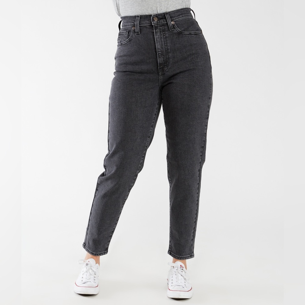 Levi's | High Rise Taper Jeans Grey Size 25